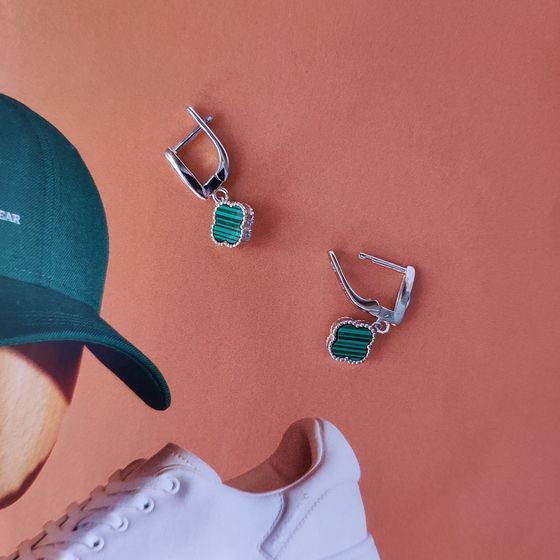Срібні сережки з малахітом