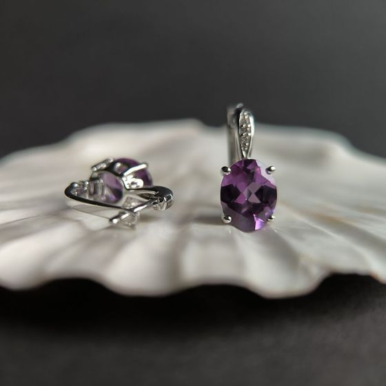 Срібні сережки з александритом та фіанітами