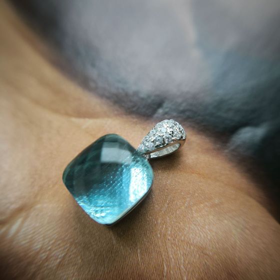 Срібна підвіска з фіанітами