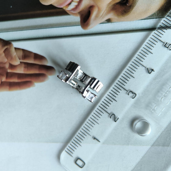 Серебряные серьги с фианитами