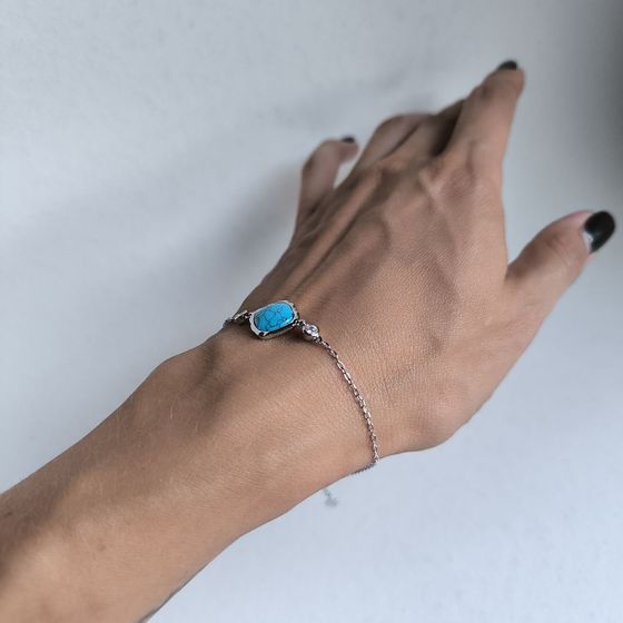 Silver bracelet with turquoise, fianites