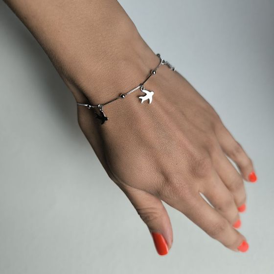 Silver bracelet without stones