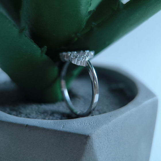 Silver ring with cubic zirconia