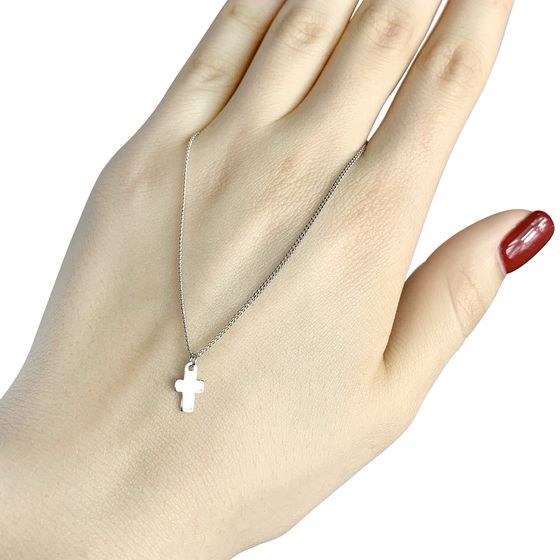 Silver necklace without stones