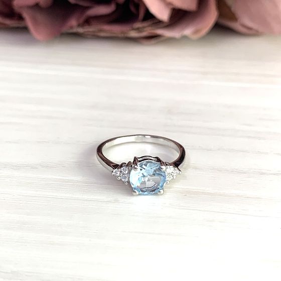 Срібна каблучка з топазом 1.794ct