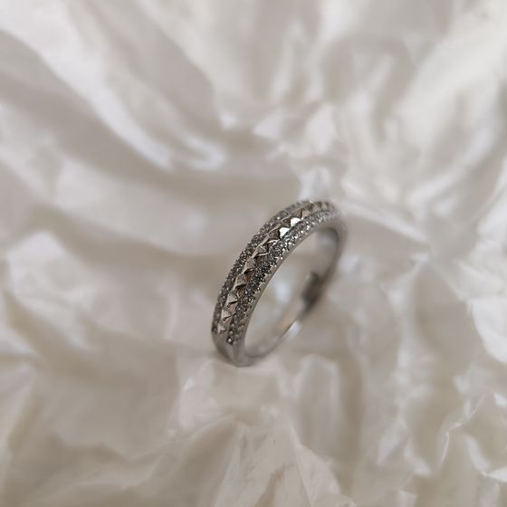 Silver Ring with Fianites