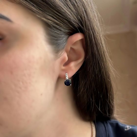 Silver earrings with sapphire 5.008ct