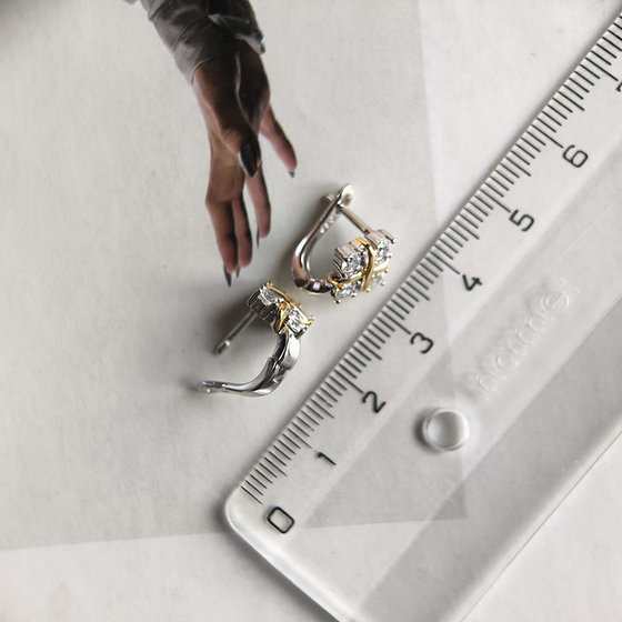 Срібні сережки з фіанітами