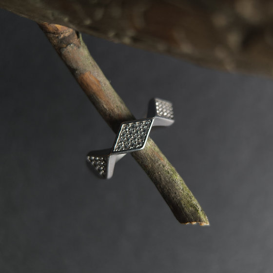 Silver ring with cubic zirconia