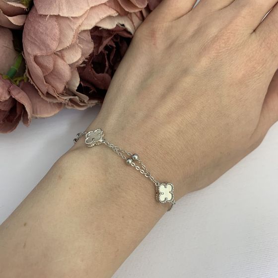 Silver bracelet with mother-of-pearl