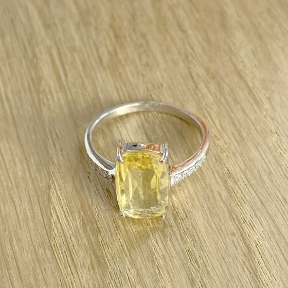 Серебряное кольцо с цитрином nano 3.52ct