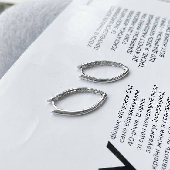 Срібні сережки без каменів