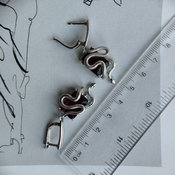 Серебряные серьги с гранатом 11.417ct