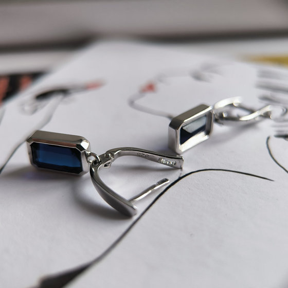 Срібні сережки з сапфіром nano 3.65ct