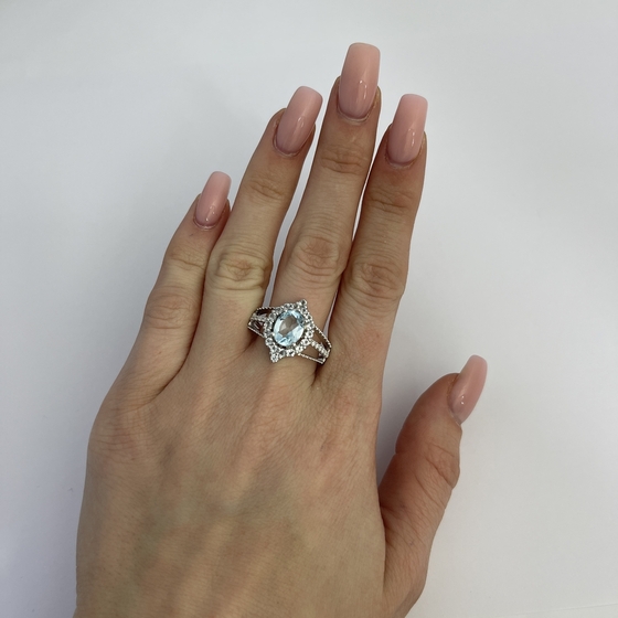 Срібна каблучка з топазом 3.083ct