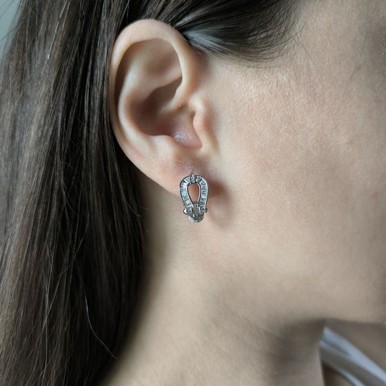 Серебряные серьги с фианитами