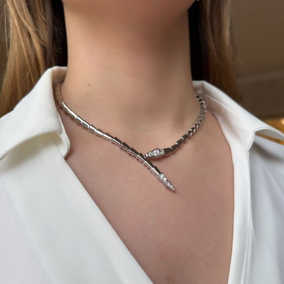 Серебряное колье с фианитами