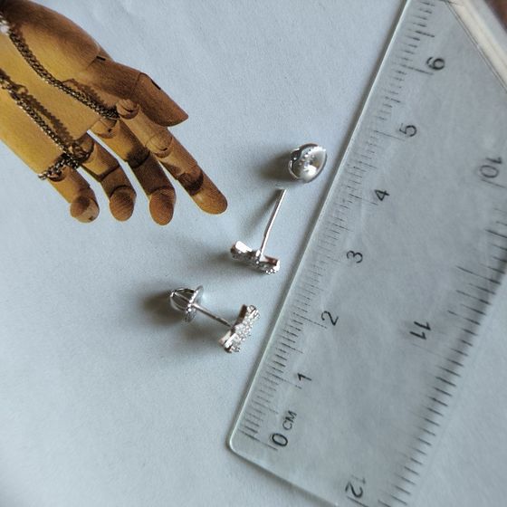 Срібні сережки з фіанітами