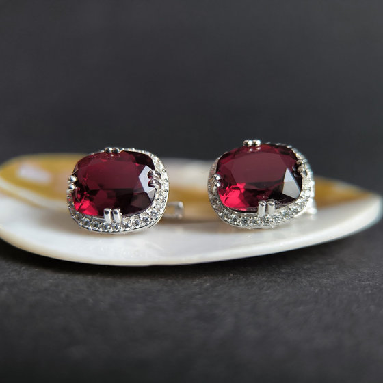 Срібні сережки з гранатом nano 9.39ct