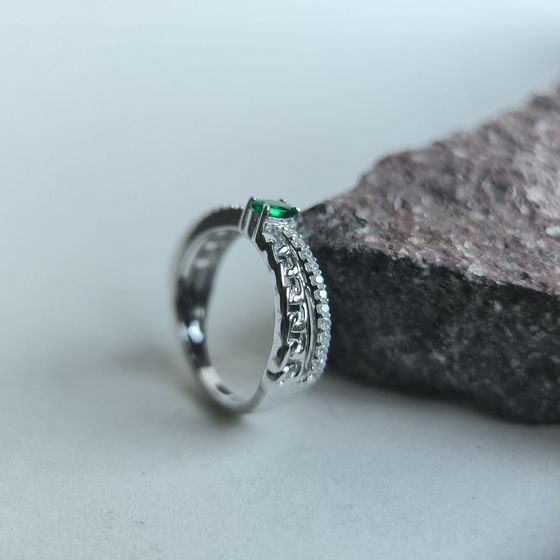 Срібна каблучка зі смарагдом nano 0.518ct