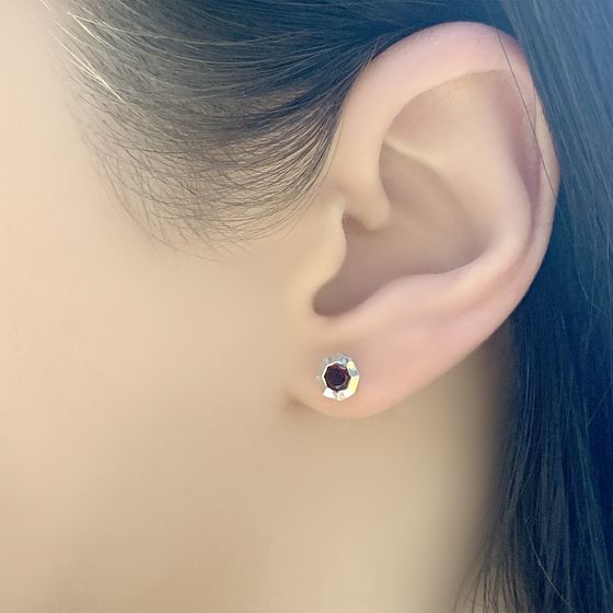 Серебряные серьги с гранатом