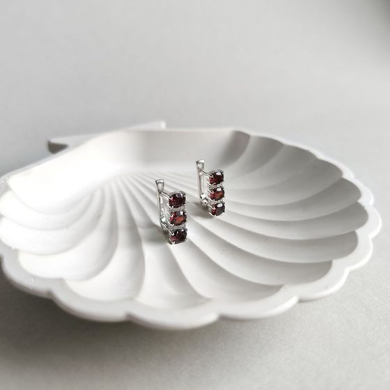 Срібні сережки з гранатом 2,859 карата