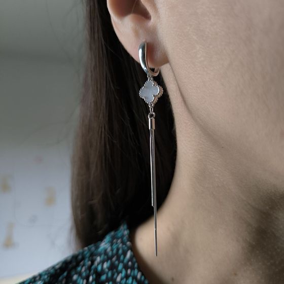 Silver earrings with mother-of-pearl