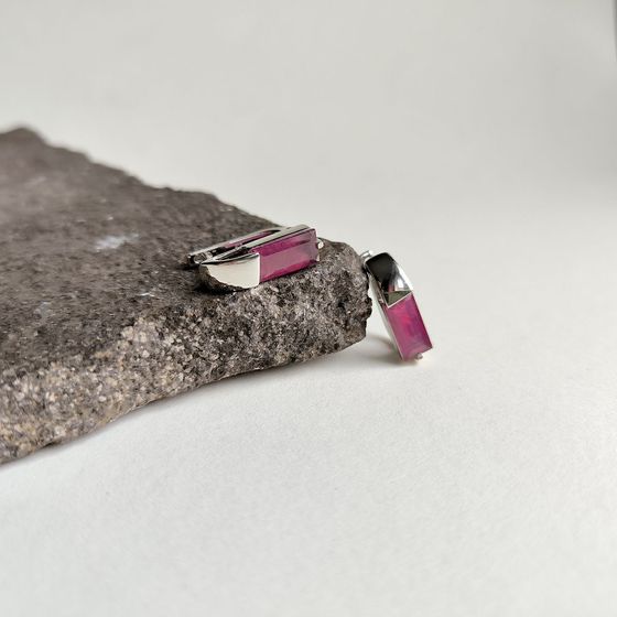 Серебряные серьги с рубином 3.844ct