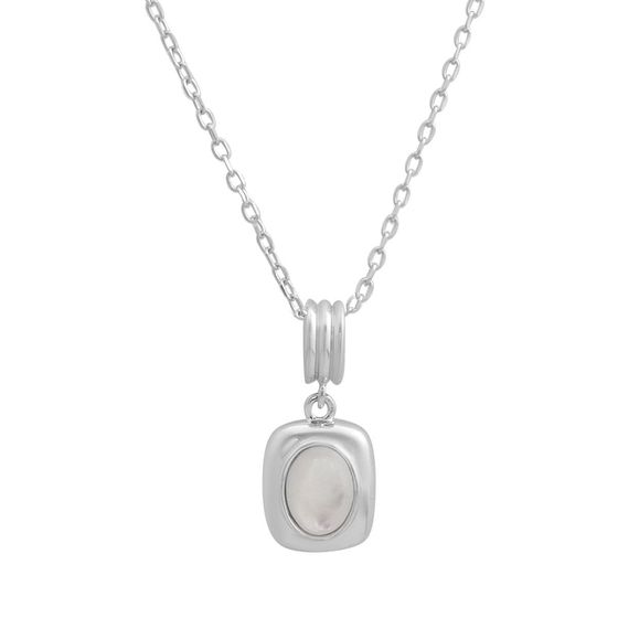 Silver necklace with mother-of-pearl