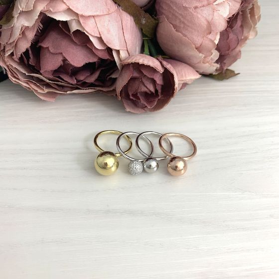 Silver Ring with Fianites