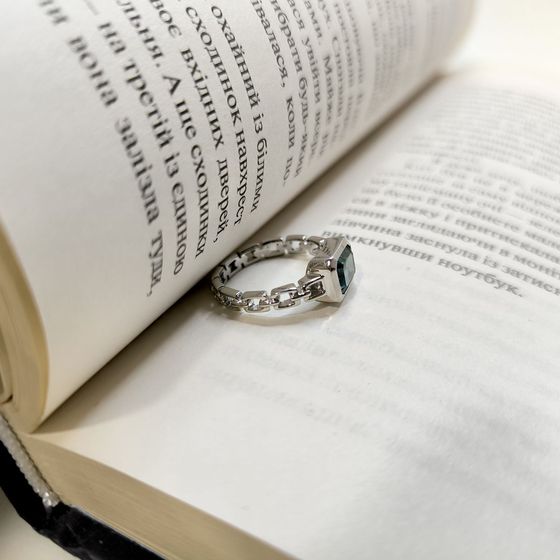 Серебряное кольцо с топазом Лондон Блю 1.442ct