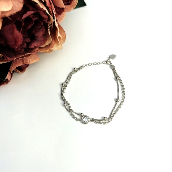 Silver bracelet with phianites