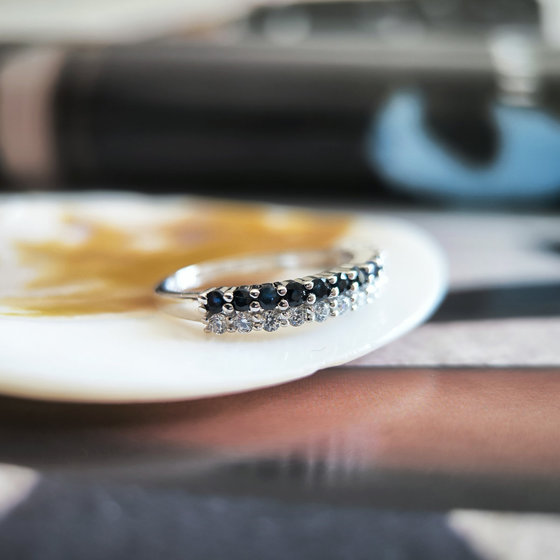 Silver ring with sapphire and cubic zirconia