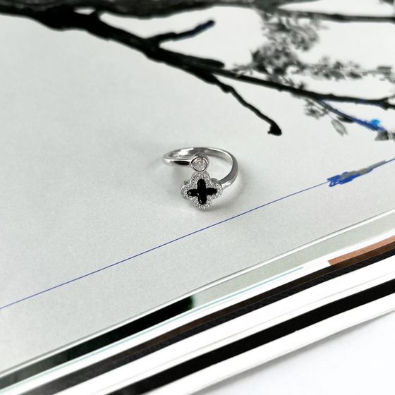 Silver ring with semalloy