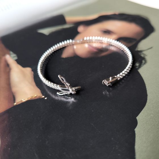 Silver bracelet with phianites