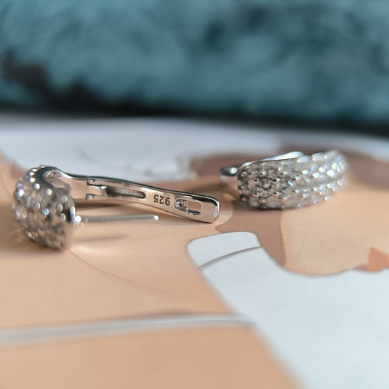 Silver earrings with cubic zirconia