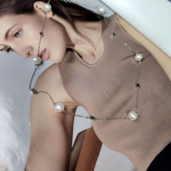 Серебряное колье с жемчугом барочным