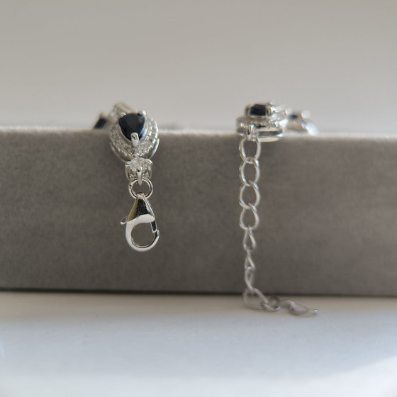 Silver bracelet with sapphire 8.982ct