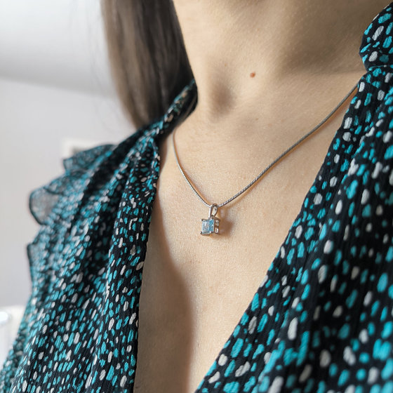Серебряная подвеска с топазом 0.83ct