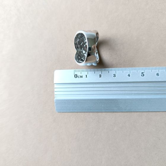 Срібна каблучка без каменів