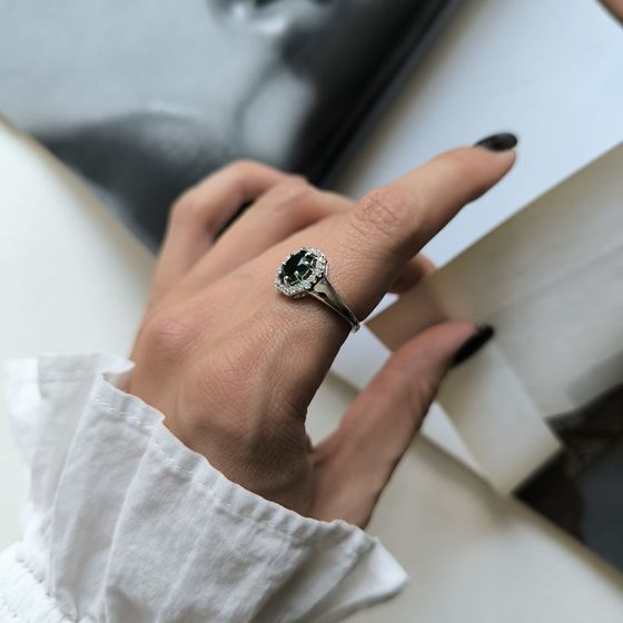 Срібна каблучка зі смарагдом nano 1.397ct