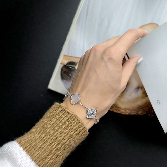 Silver bracelet with mother-of-pearl, phyanites