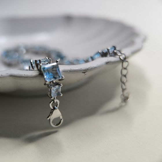 Серебряный браслет с топазом 14.85ct