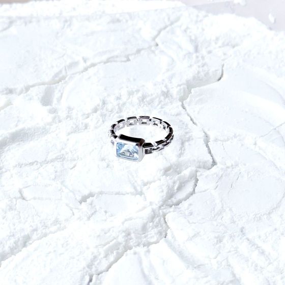 Серебряное кольцо с топазом 1.819ct