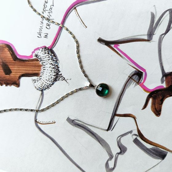 Silver pendant with phianites