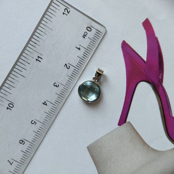 Срібна підвіска з фіанітами