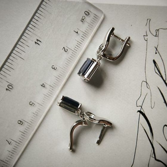 Срібні сережки з сапфіром 5.218ct