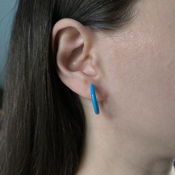 Срібні сережки з фіанітами, емаллю