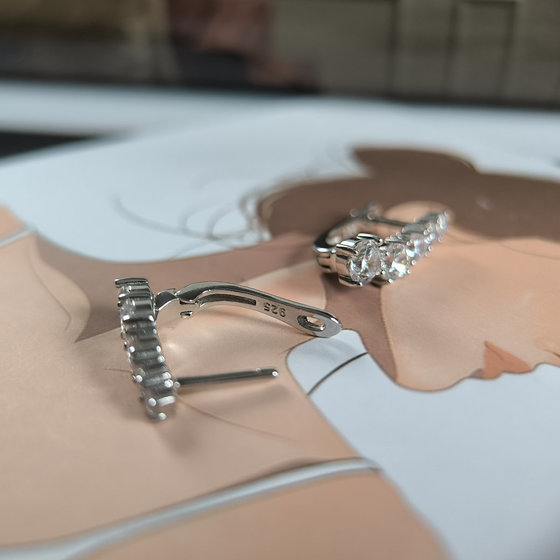 Silver earrings with cubic zirconia