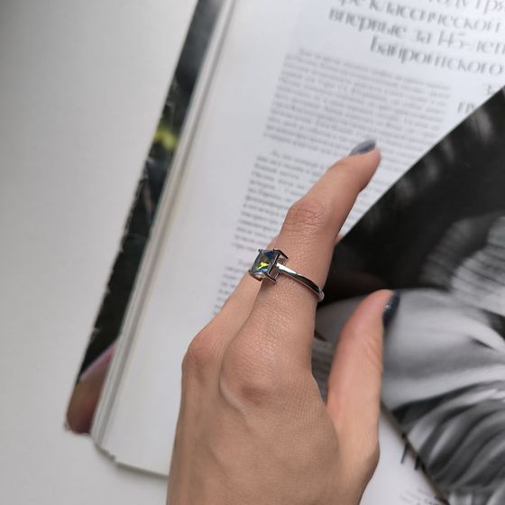 Серебряное кольцо с мистик топазом 1.908ct